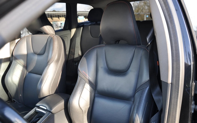 Volvo XC 60 cena 58999 przebieg: 195000, rok produkcji 2015 z Władysławowo małe 781